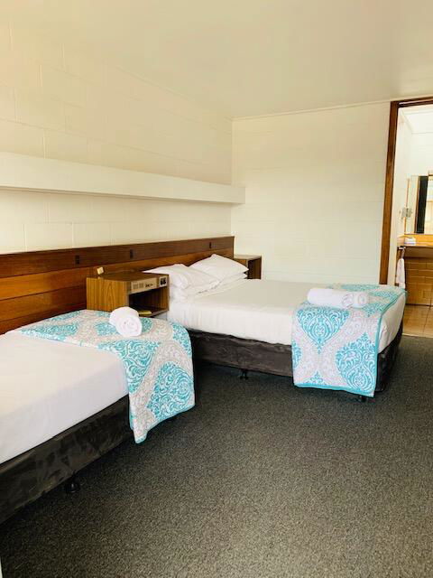 Caledonian Hotel Motel - Events Australia 3