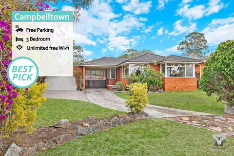 CAMPBELLTOWN HOLIDAY HOME 3 BED + FREE PARKING NCA039 - Events Australia 0