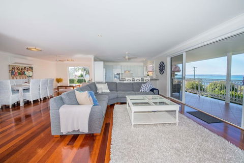 Canomii Close 24 - Nelson Bay - Events Australia 3