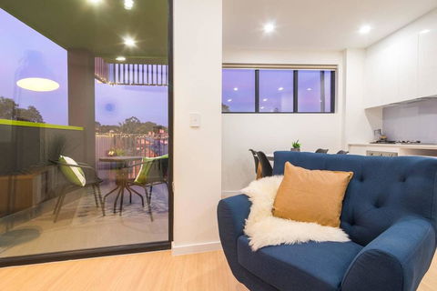 Canopy @ 44-Minutes From The CBD, Train And Cafes - Wifi - Nespresso - Amenities - Events Australia 3