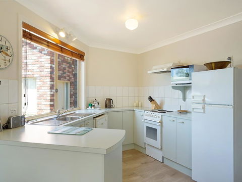 Captain's Quarters Bermagui - Events Australia 1