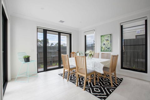 Captivating Large 4BR@Narre Warren - Events Australia 3