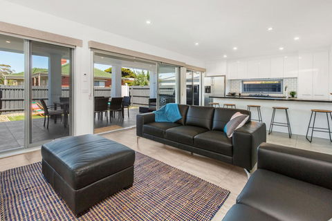 CASABLANCA - DROMANA - Events Australia 2