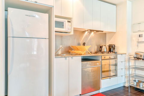 CBD, Collins St Address, Near Southern Cross - 2 Beds - Events Australia 2