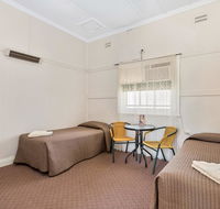 Centennial Hotel Gulgong - Tourism Bookings