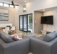 Central Heights - Main Street Views - Events Australia