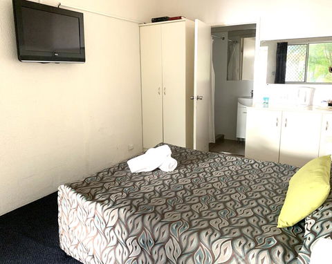 Central Motel Mooloolaba - Events Australia 3