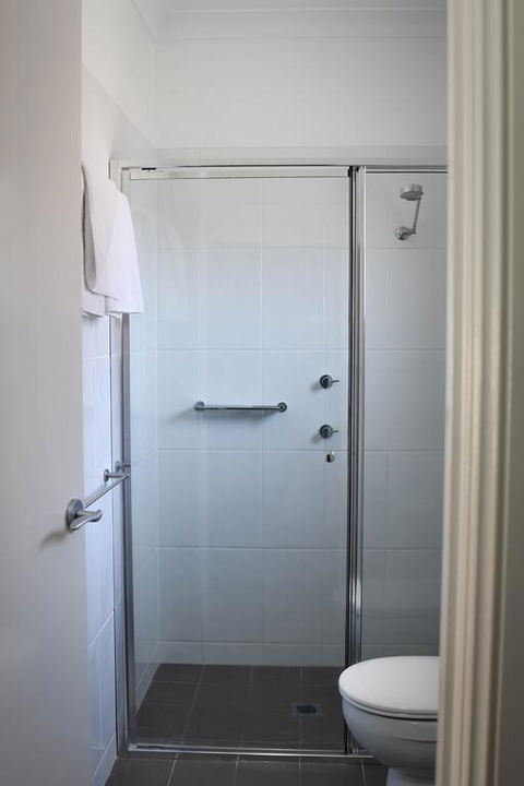 Charles Sturt Suites & Apartments - Tourism Bookings 3