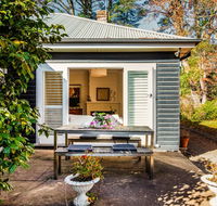 Charming Mountain Cottage - Events Australia