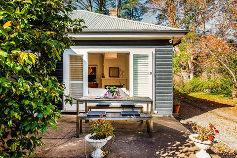 Charming Mountain Cottage - Tourism Bookings 0