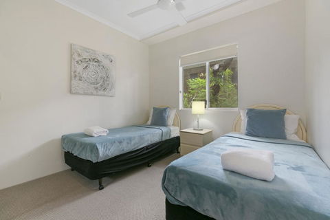 Charming Noosa Heads Apartment, Laguna Bay Views - Unit 6 Taralla 18 Edgar Bennett Avenue - Events Australia 2