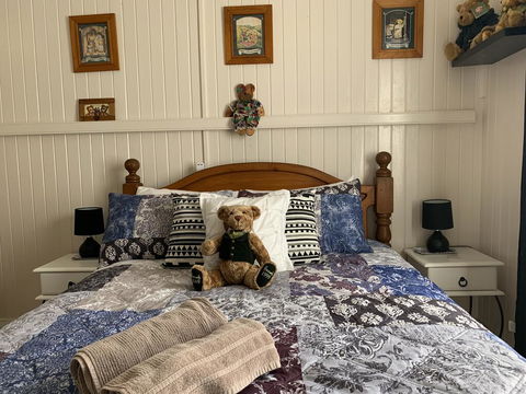 Cherry Blossom Cottage - Events Australia 0