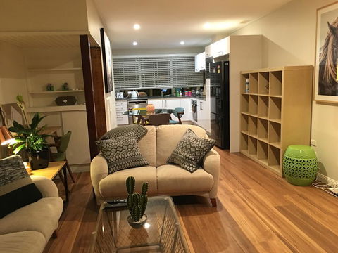 Chevron Luxury Pad - Events Australia 0