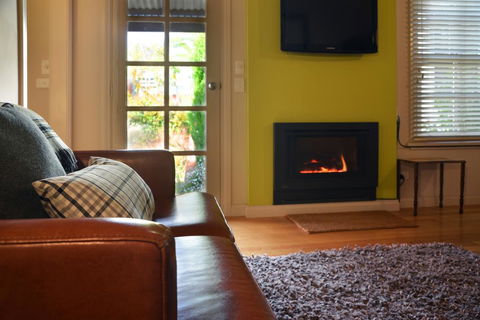 Circa Ruby Mint - Events Australia 1