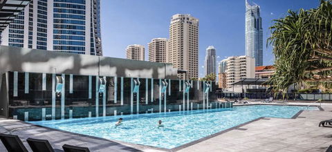 Circle On Cavill Ocean View - Events Australia 0