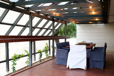 Cirillo Guest House - Events Australia 1