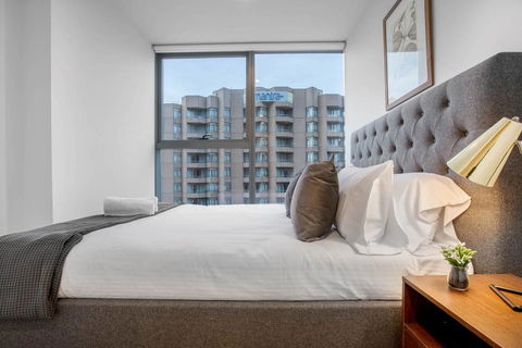 City Living@Best Location With 2 Beds In Melbourne - Events Australia 2