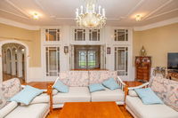 Classic 5 Beds Mt Dandenong Resort