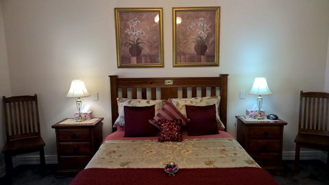 Cleggett Estate Holiday Cottage - Events Australia 1