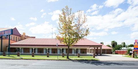 Club Motel Armidale - Tourism Bookings 3