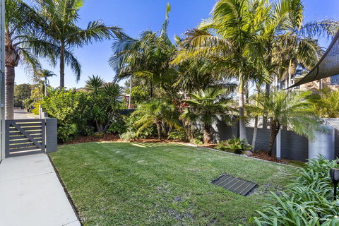 COCONUTS - Events Australia 1