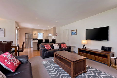 COME BY CHANCE, Dinner Plain - Events Australia 2