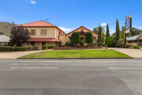 Comfort Inn Sovereign Gundagai - Tourism Bookings 2