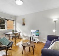 Comfy one-bedroom unit between city and airport - Events Australia