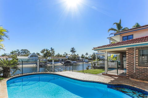 Convenience, Space & Location, Noosa Heads - Tourism Bookings 2