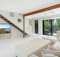 Cool Coastal Chic Noosaville