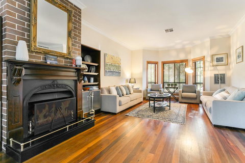 Coolabah - Events Australia 0