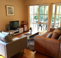 Corinda Cottage - 4 bedroom pet friendly - Accommodation Europe