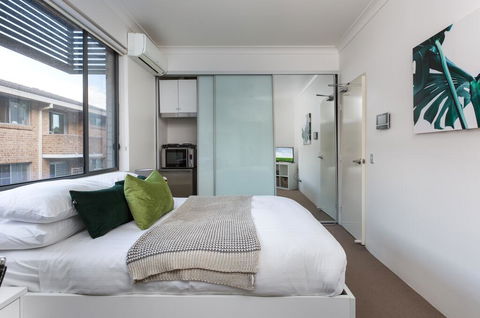 Cosy And Bright Studio Next To Westmead Hospital - Tourism Bookings 2