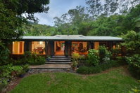 Cow Bay Homestay BB