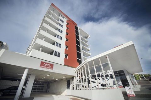 Curtis Central Apartments - Events Australia 0