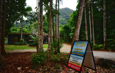 Daintree Rainforest Beach House - Tourism Bookings 1