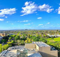 Deluxe  Central Park  4B2B APT  BoxHill  Panorama - Events Australia