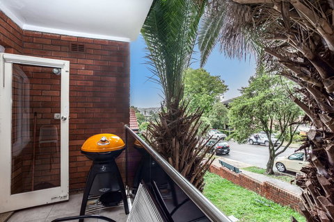 DENHAM DAZE (I677) -L'Abode - Events Australia 2