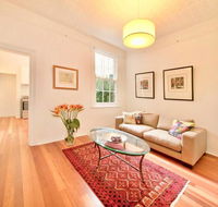 Divine Early-Sydney Home - The Rocks - Tourism Bookings