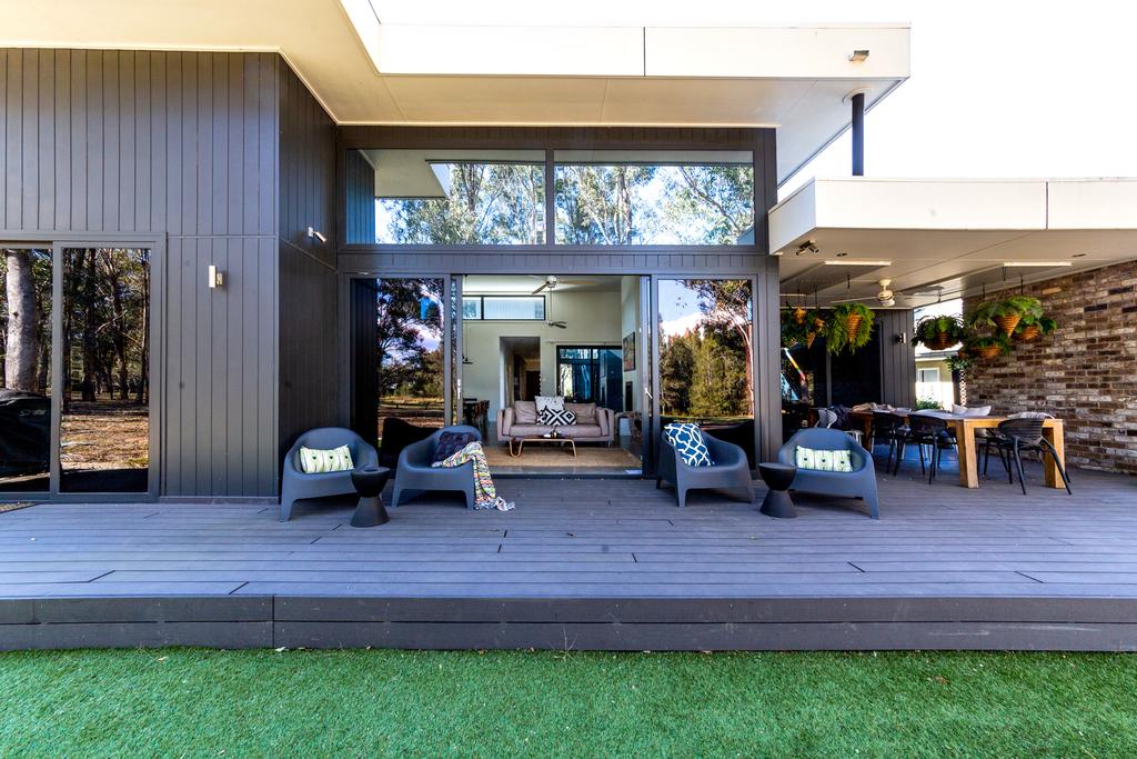 Wallalong NSW Tourism Bookings