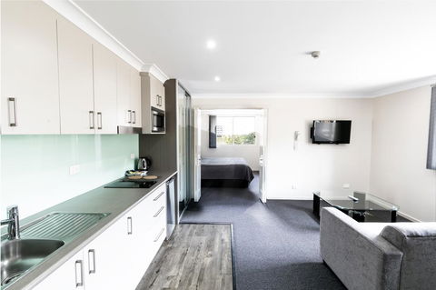 Dolphin Shores - Events Australia 3