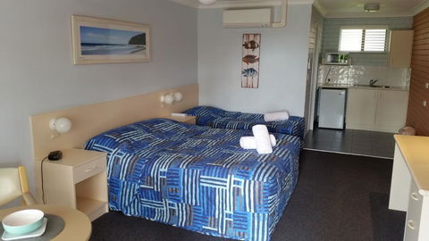 Dolphins Of Mollymook Motel And Fifth Green Apartments - Events Australia 2