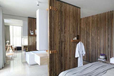 Drift House - Accommodation Europe 1