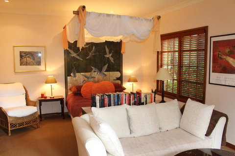 Dukis House - Events Australia 1