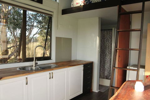 Dyl & Lil's Tiny House On Wheels - Tourism Bookings 2