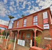 Early Australian Motor Inn - Tourism Bookings