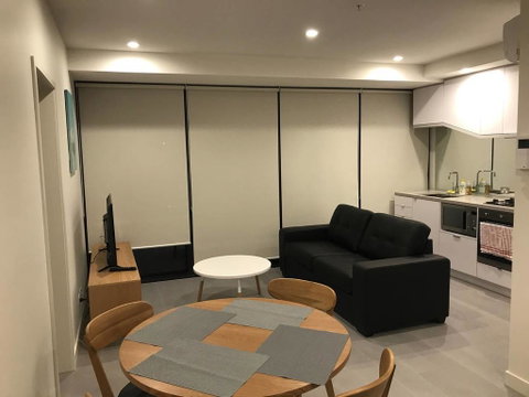 Elegant Modern Apartment In Central Melbourne - Tourism Bookings 0