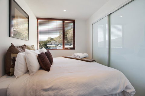 Elevation Apartments - Accommodation Europe 1