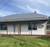 Ellalong Lagoon Home with a view - Events Australia