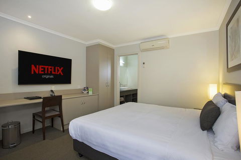 Elm Tree Motel - Events Australia 1